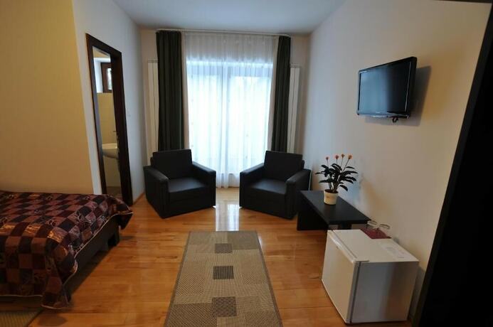Imagen de la habitación del Hotel Mountain-Rest Pension. Foto 19