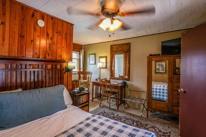 Imagen general del Hotel Mountainaire Inn and Log Cabins. Foto 7