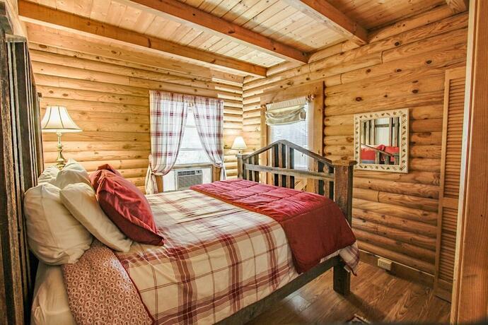 Imagen general del Hotel Mountainaire Inn and Log Cabins. Foto 9