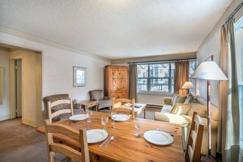 Imagen de la habitación del Hotel Mountainside Inn. Foto 5