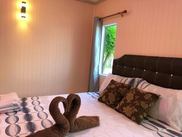 Imagen de la habitación del Hotel Mourakot Resort. Foto 17
