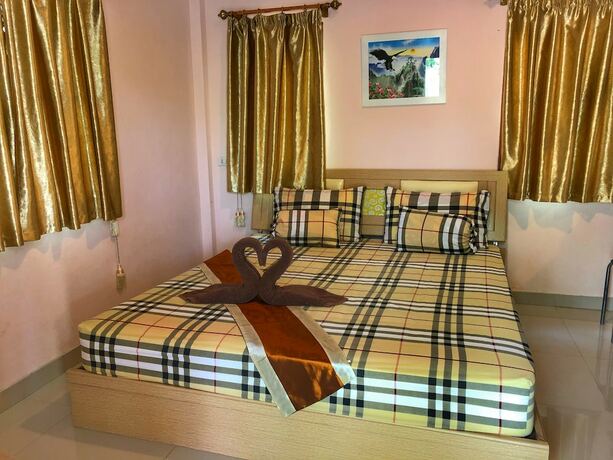 Imagen de la habitación del Hotel Mourakot Resort. Foto 19