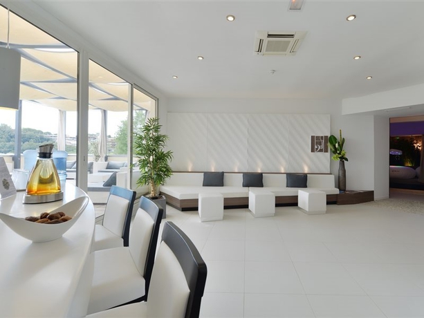 Imagen general del Hotel Mouratoglou and Resort. Foto 6