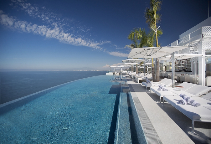 Imagen de los exteriores del Hotel Mousai Puerto Vallarta Adults Only. Foto 9