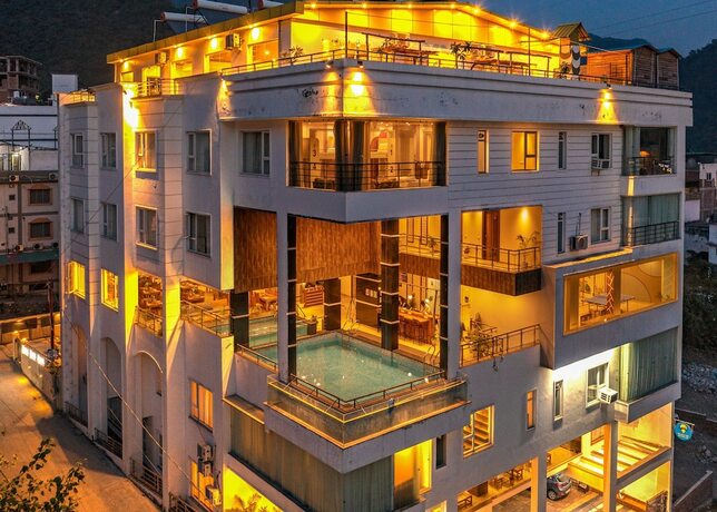 Imagen general del Hotel Moustache Rishikesh Luxuria - Hostel. Foto 4
