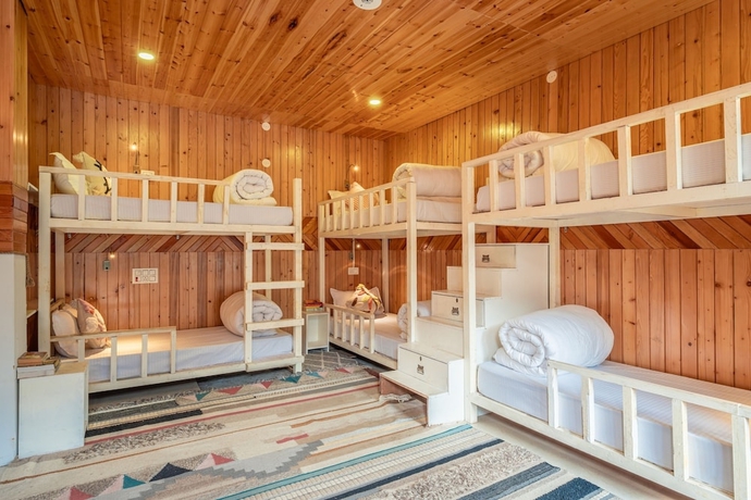 Imagen de la habitación del Hotel Moustache Shoja. Foto 5