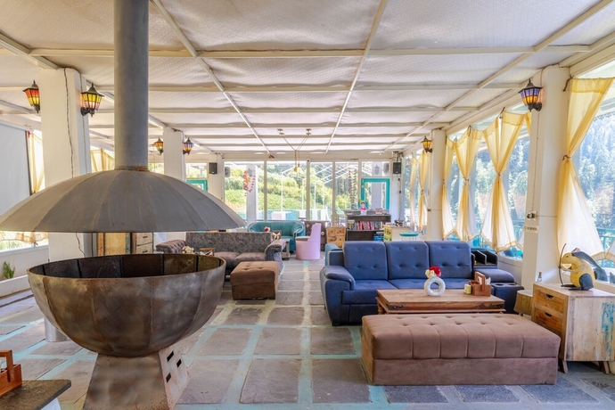 Imagen de los interiores del Hotel Moustache Shoja. Foto 15
