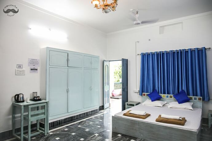 Imagen de la habitación del Hotel Moustache Varanasi. Foto 11