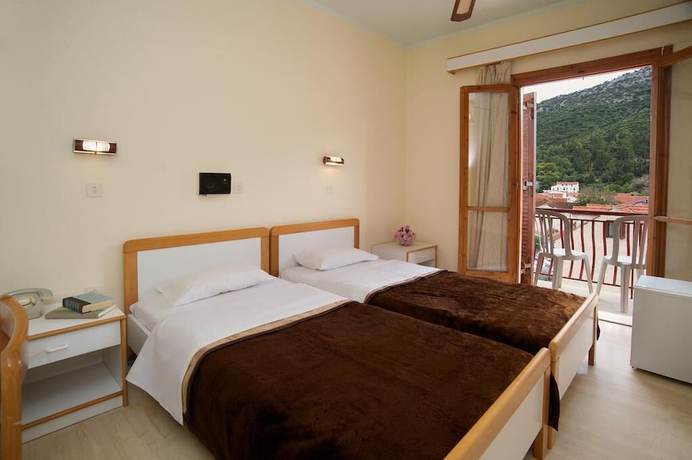 Imagen de la habitación del Hotel Moustakis. Foto 6
