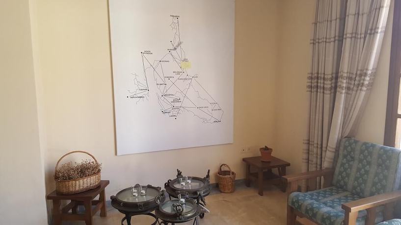Imagen de los interiores del Hotel Moustakis. Foto 20