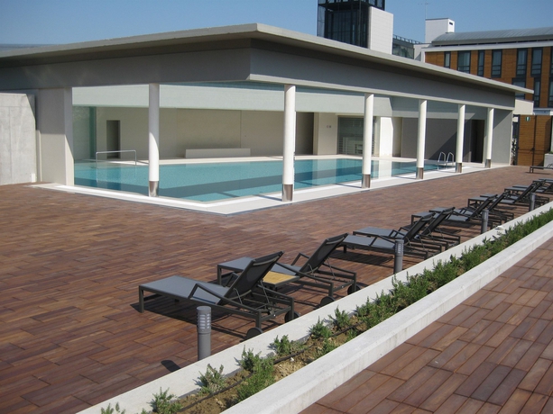 Imagen de la piscina del Hotel Move Hotels Venezia Nord. Foto 15