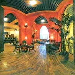 Imagen del bar/restaurante del Hotel Movenpick. Foto 3