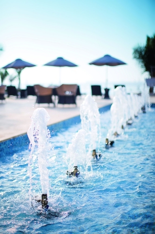 Imagen de la piscina del Hotel Movenpick Hotel And Resort Yanbu. Foto 19