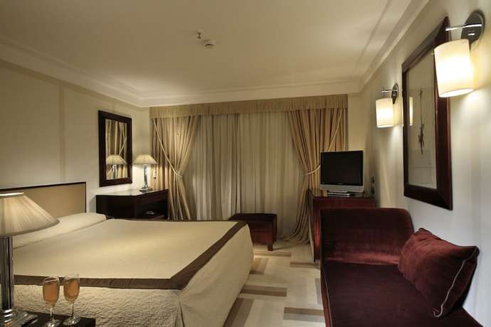 Imagen de la habitación del Hotel Movenpick Ms Hamees. Monday - Friday. Foto 6