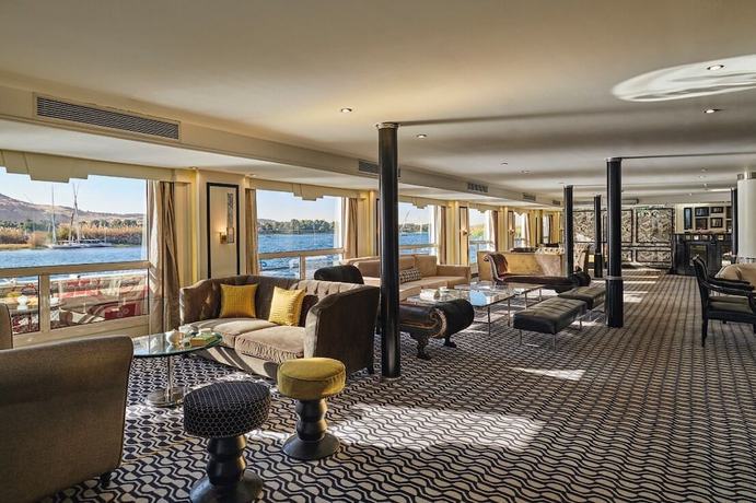 Imagen de los interiores del Hotel Movenpick Ms Hamees. Monday - Friday. Foto 15