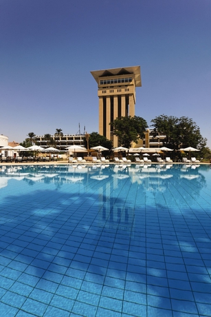 Imagen de la piscina del Hotel Movenpick Resort Aswan. Foto 15
