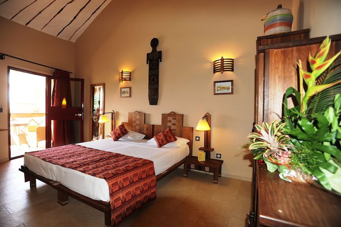 Imagen de la habitación del Hotel Movenpick Resort Lamantin Saly. Foto 1