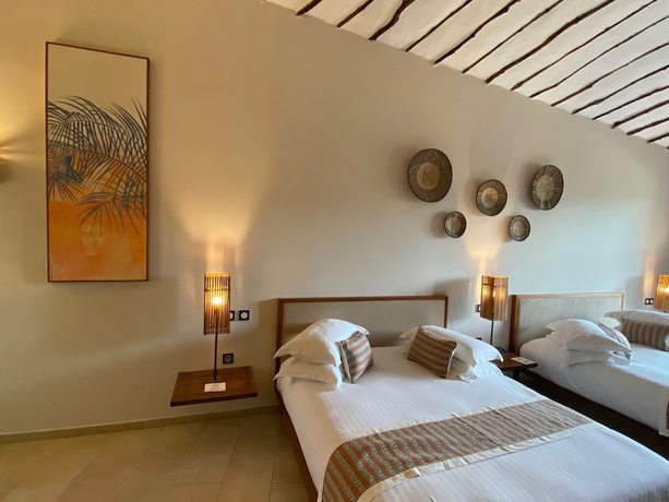 Imagen de la habitación del Hotel Movenpick Resort Lamantin Saly. Foto 2