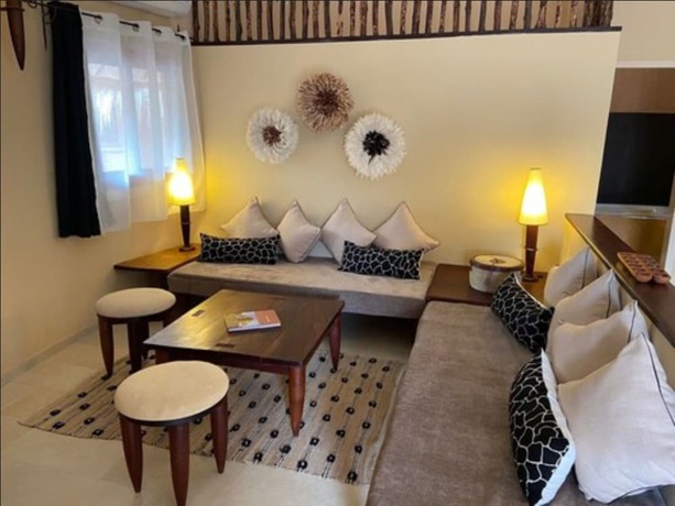 Imagen de la habitación del Hotel Movenpick Resort Lamantin Saly. Foto 9