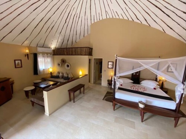 Imagen de la habitación del Hotel Movenpick Resort Lamantin Saly. Foto 11