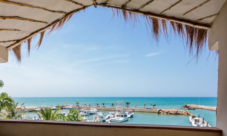 Imagen de la habitación del Hotel Movenpick Resort Lamantin Saly. Foto 15