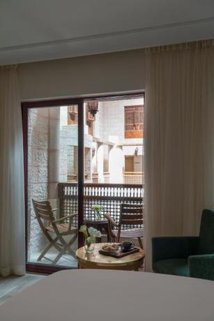 Imagen de la habitación del Hotel Movenpick Resort Petra. Foto 15