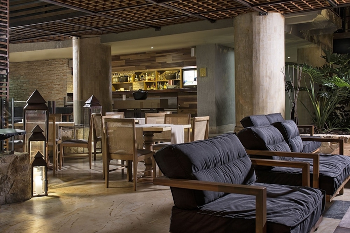 Imagen del bar/restaurante del Hotel Movich Casa Del Alferez, Cali. Foto 6