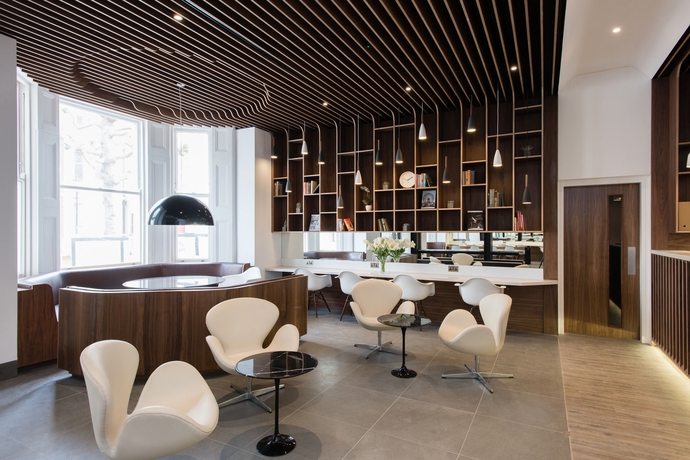 Imagen de los interiores del Hotel Mowbray Court. Foto 15