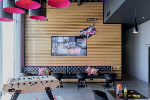 Imagen general del Hotel Moxy Aberdeen Airport. Foto 2
