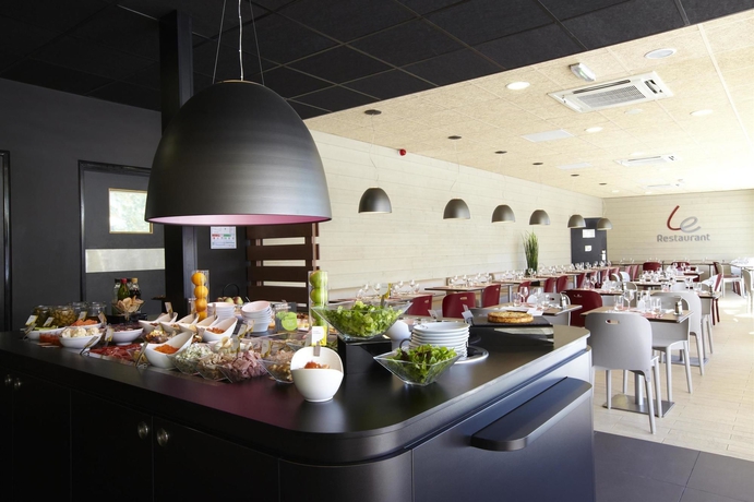 Imagen del bar/restaurante del Hotel Moxy Amiens. Foto 6