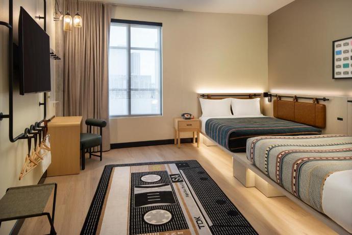 Imagen de la habitación del Hotel Moxy Atlanta Downtown. Foto 2