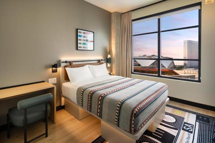 Imagen de la habitación del Hotel Moxy Atlanta Downtown. Foto 3