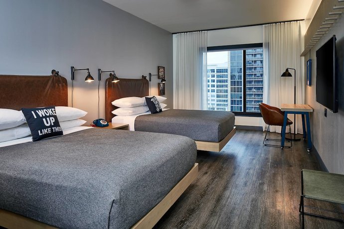 Imagen de la habitación del Hotel Moxy Atlanta Midtown. Foto 17