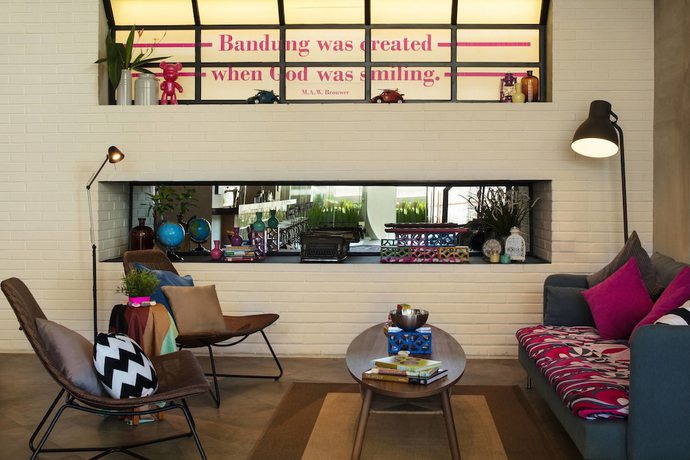 Imagen de los interiores del Hotel Moxy Bandung. Foto 16