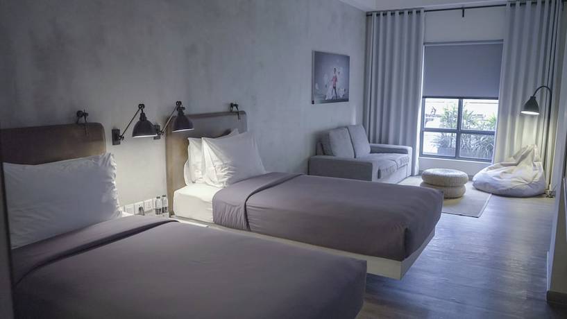 Imagen de la habitación del Hotel Moxy Bandung. Foto 11