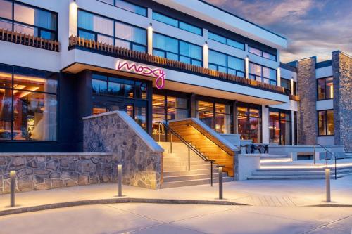 Imagen general del Hotel Moxy Banff. Foto 5