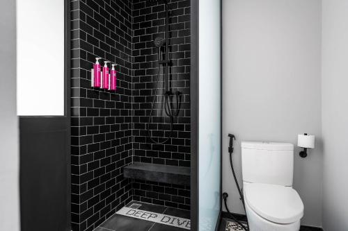 Imagen de la habitación del Hotel Moxy Bangkok Ratchaprasong. Foto 10