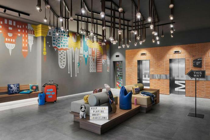 Imagen de los interiores del Hotel Moxy Barcelona. Foto 17
