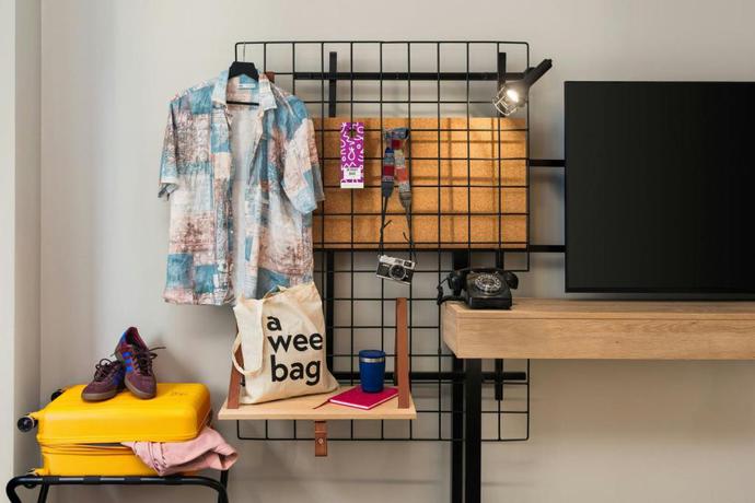 Imagen de la habitación del Hotel Moxy Belfast City. Foto 10