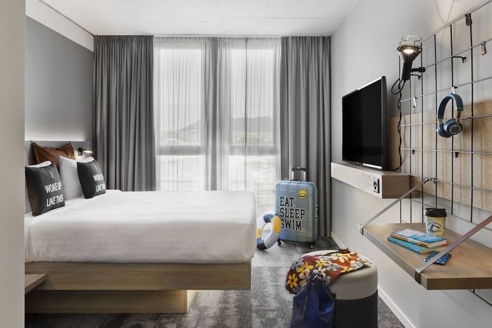 Imagen de la habitación del Hotel Moxy Bern Expo. Foto 6