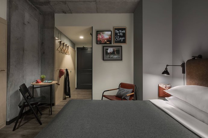 Imagen de la habitación del Hotel Moxy Boston Downtown. Foto 11