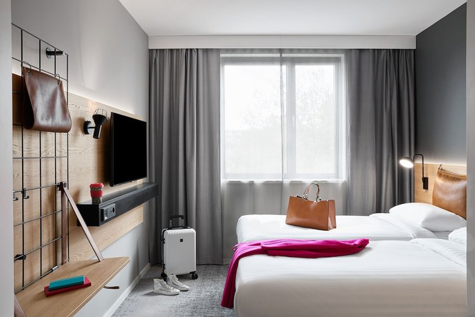 Imagen de la habitación del Hotel Moxy Bristol. Foto 9