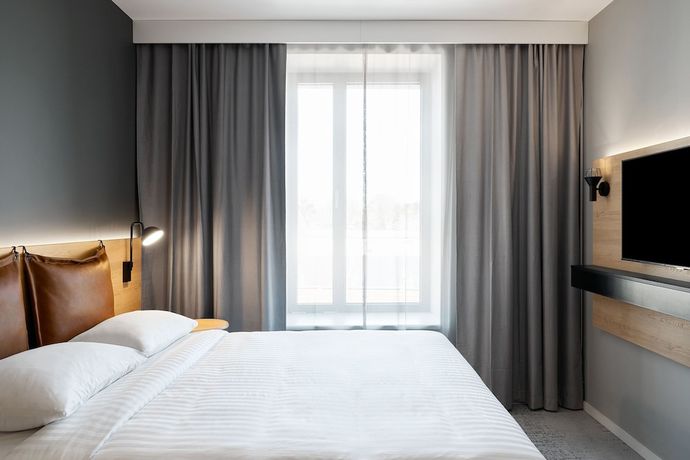 Imagen de la habitación del Hotel Moxy Bristol. Foto 10