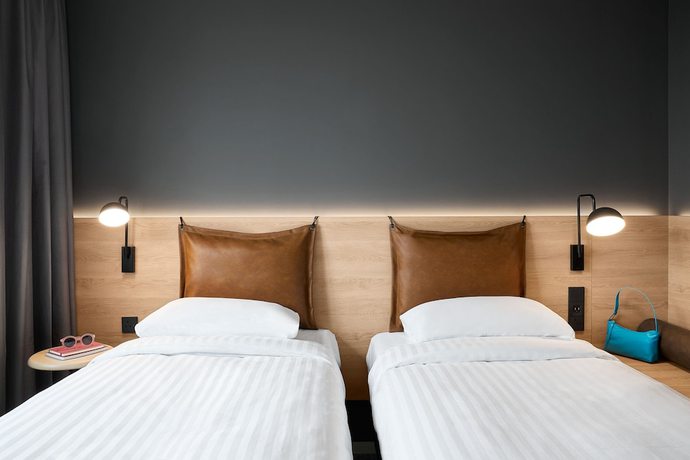 Imagen de la habitación del Hotel Moxy Bristol. Foto 13