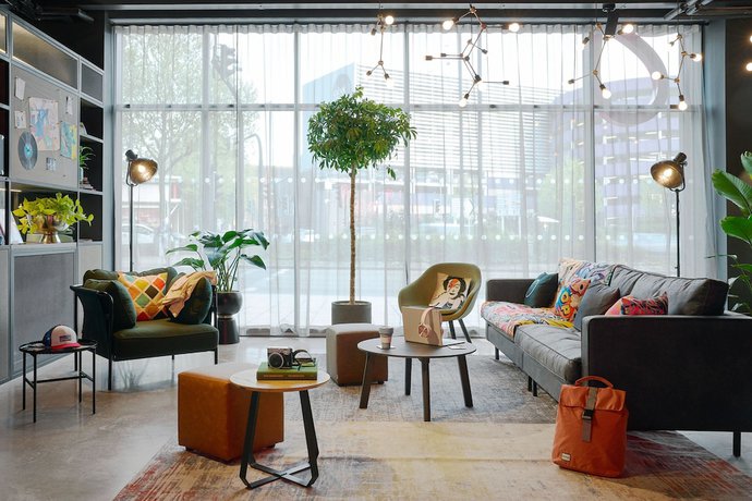 Imagen de los interiores del Hotel Moxy Bristol. Foto 17