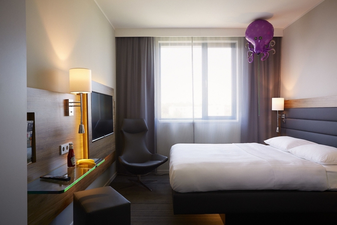 Imagen de la habitación del Hotel Moxy By Marriott Ludwigshafen. Foto 4