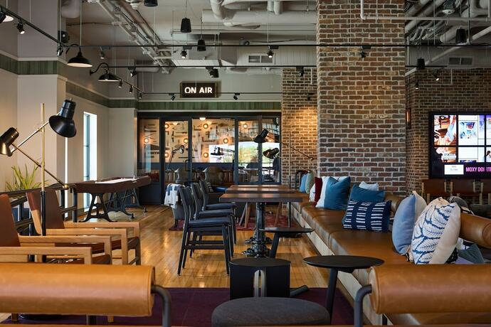 Imagen general del Hotel Moxy Charleston Downtown. Foto 4