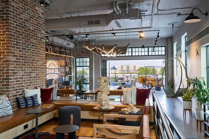 Imagen general del Hotel Moxy Charleston Downtown. Foto 9