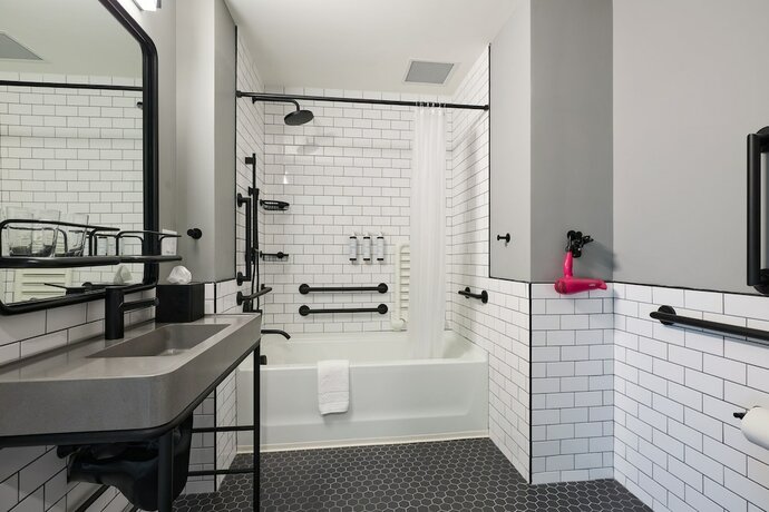 Imagen de la habitación del Hotel Moxy Charleston Downtown. Foto 20
