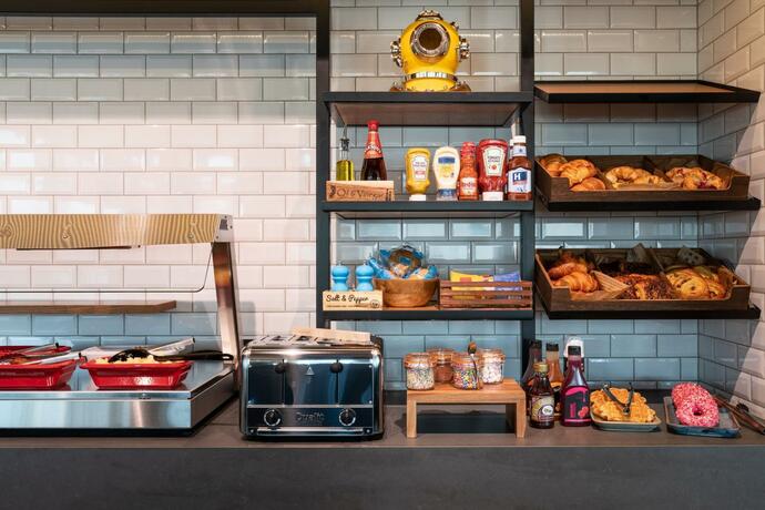 Imagen general del Hotel Moxy Chester. Foto 22